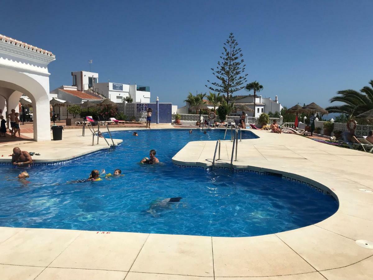 Capistrano Playa Relax & Enjoy Apartment Nerja Bagian luar foto